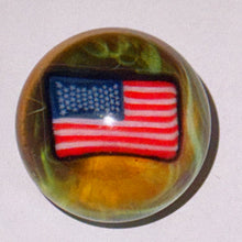 Load image into Gallery viewer, Keys Glass American Flag Marble
