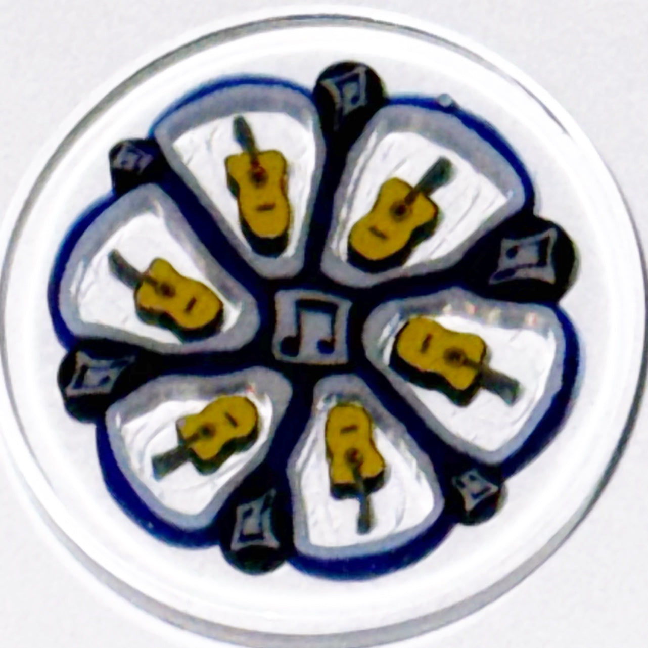 Ｗｏｒｌｄ　Ｐｅａｃｅ　Ｃｏｉｎ　平和祈願メダル•マイドルチェルナ OBAKE WONDERLAND】記念メダル キーホルダー – おばけストア