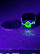 Load image into Gallery viewer, Stephen Boehme Slimer Cane (UV)
