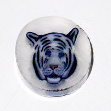 Load image into Gallery viewer, Jesse Taj White Lion Coin
