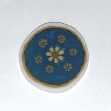 Load image into Gallery viewer, Mathieu Grodet Sunflower Cluster Coin
